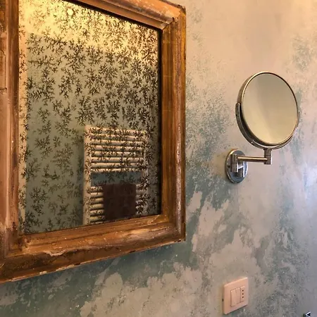 Mirable Rainbow House Apartment Syracuse