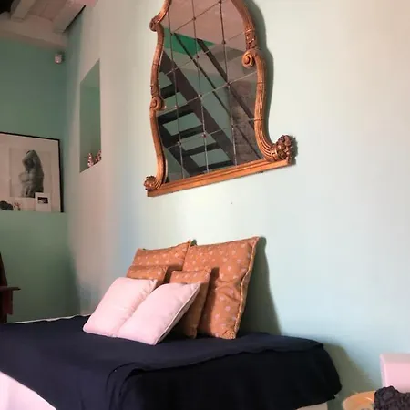 Apartment Mirable Rainbow House Syracuse