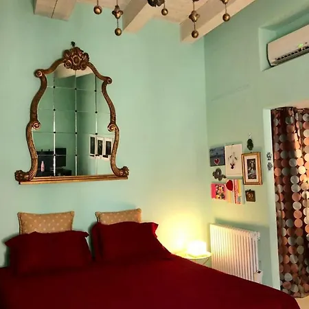 Apartment Mirable Rainbow House *